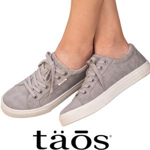 EUC TAOS Women’s Gray Plim Soul Sneakers Lace Up Extra Padding Shoes Size 8.5